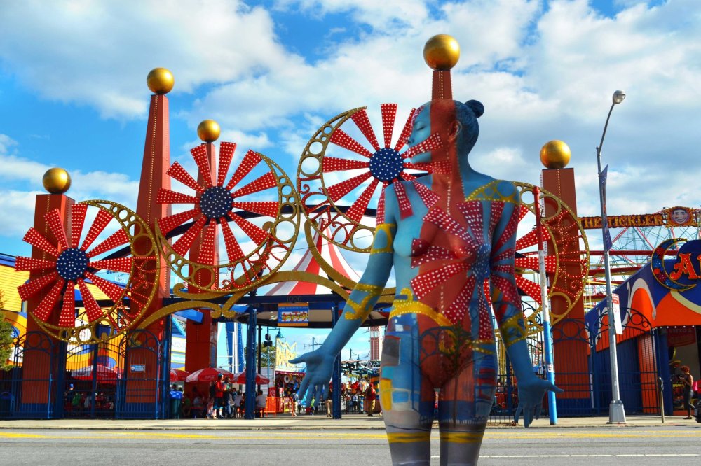 Bodypainting Umělkyni Trině Merryové slouží lidské tělo jako malířské plátno. Její modelky se tak nedávno staly téměř neviditelnou součástí New Yorku.