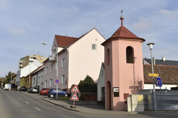Ministerstvo kultury prohlásilo návesní zvonici v Brn-Medlánkách za kulturní památku.