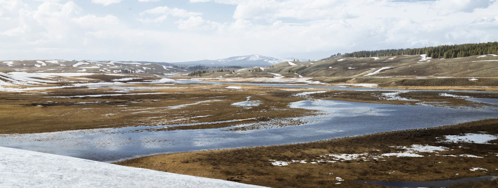 Až budete novými brýlemi poutat pozornost svých přátel, vyprávějte jim i o nespoutané krajině Yellowstonu.