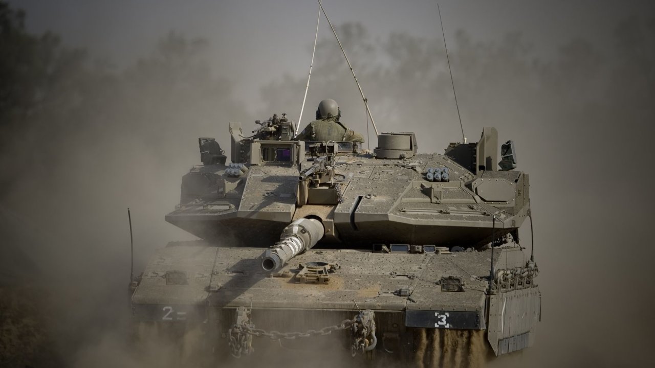 Izraelsk tanky v psmu Gazy