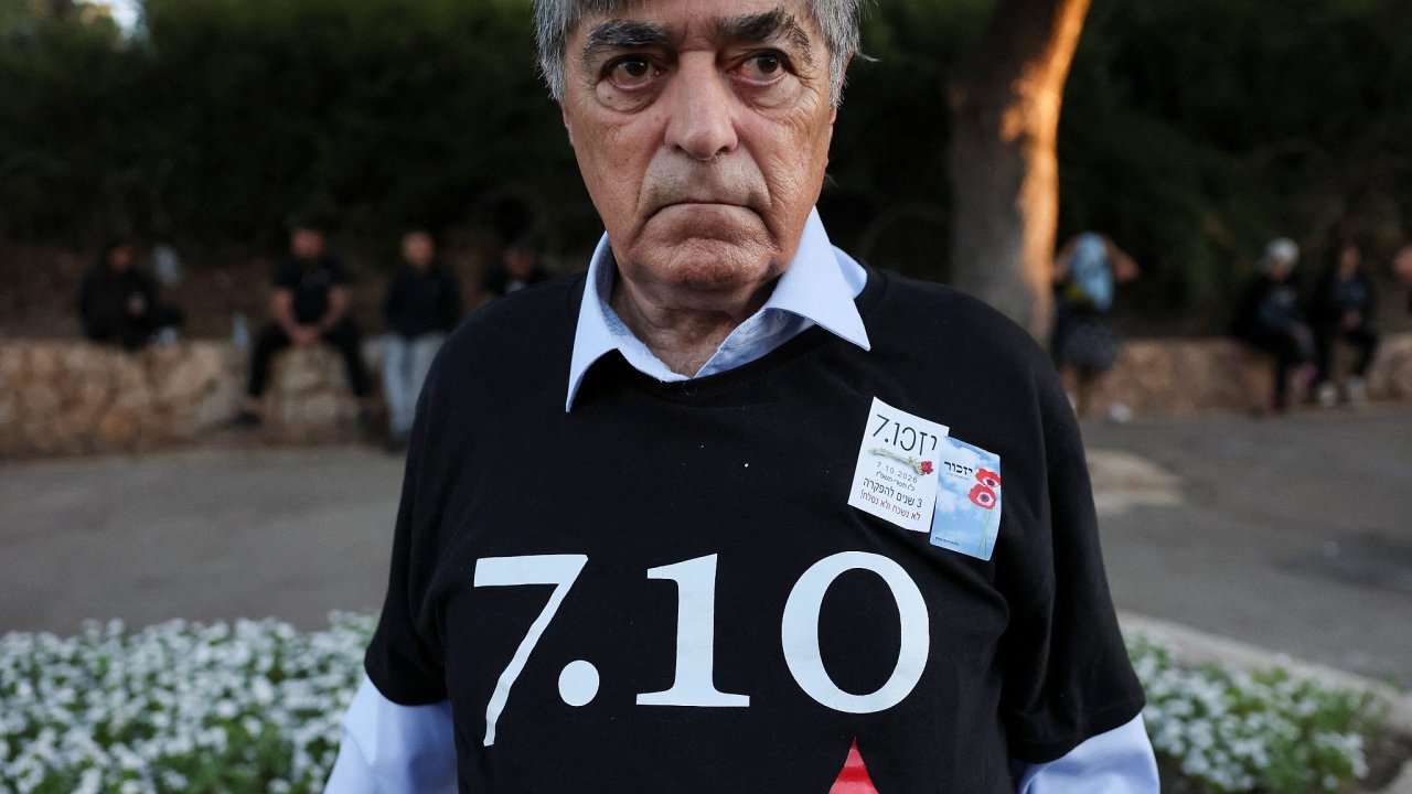 Teroristick� �tok Ham�su ze 7. ��jna 2023 si p�ipom�naj� lid� po cel�m Izraeli.