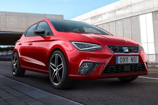 �ervenec byl pro auta prodejn� nejslab&scaron;&iacute; m�s&iacute;c roku. Pod&iacute;vejte se na nejpopul&aacute;rn�j&scaron;&iacute; modely