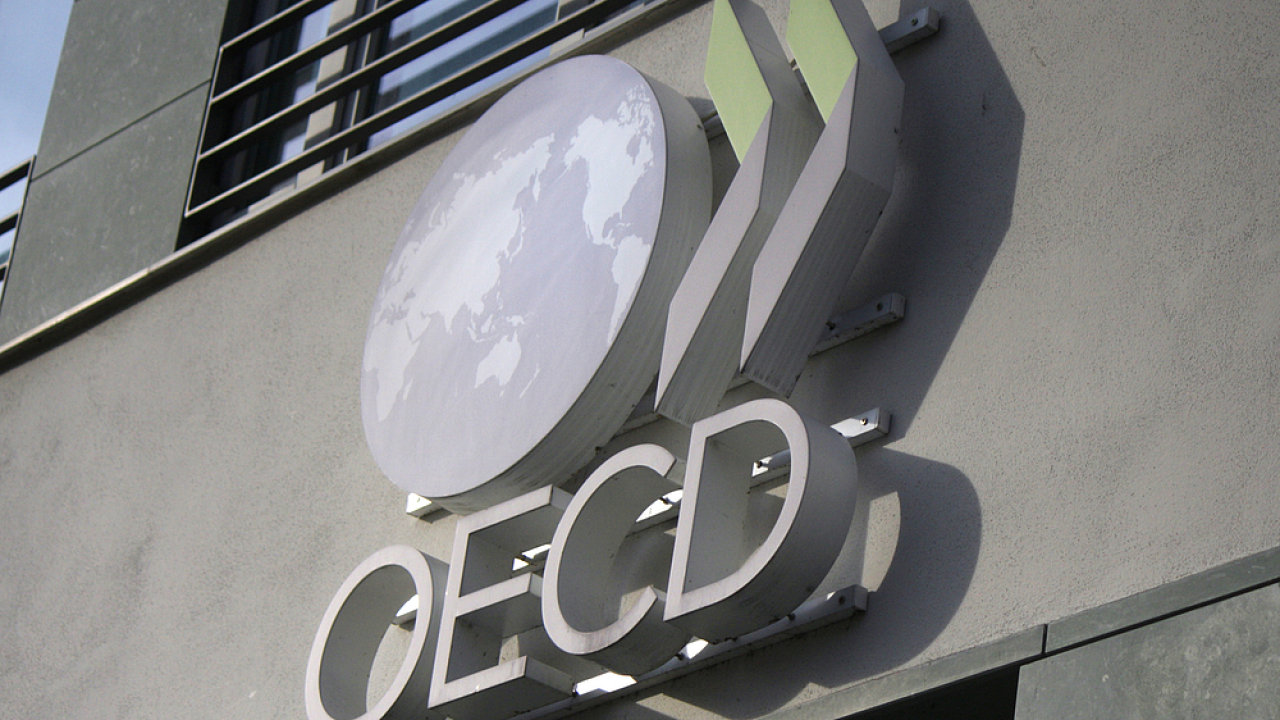 OECD letos pøedpovídá rychlejší rùst svìtových ekonomik.