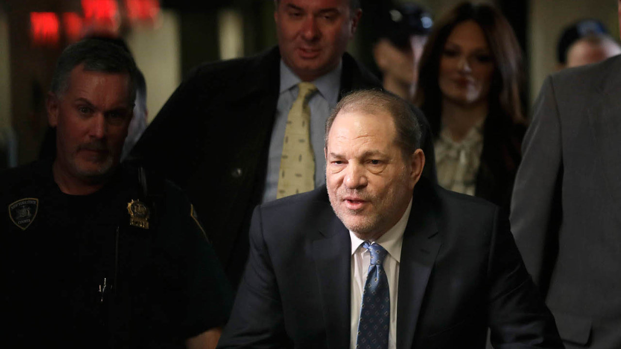 Obhajoba uvedla, e Harvey Weinstein se hodl proti pondlnmu verdiktu odvolat.