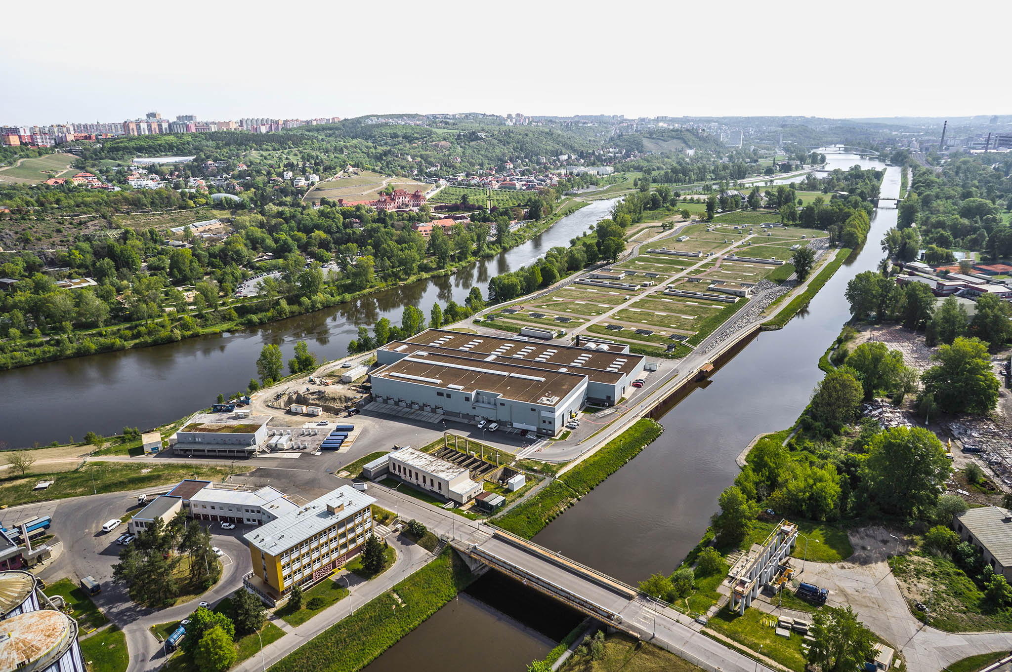 Nová vodní linka Ústøední èistírny odpadních vod na pražském Císaøském ostrovì je v provozu od roku 2019.