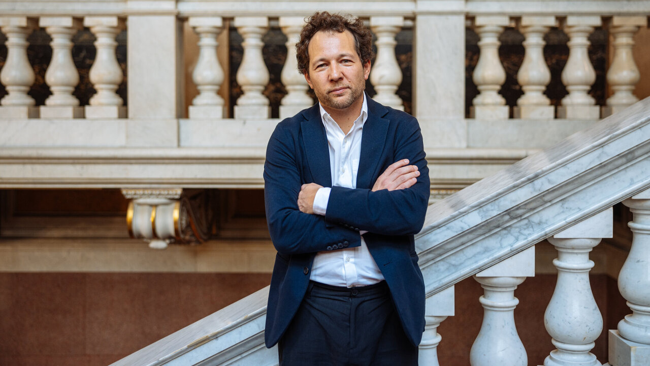 Profesor Oleg Itskhoki z Harvardovy univerzity.