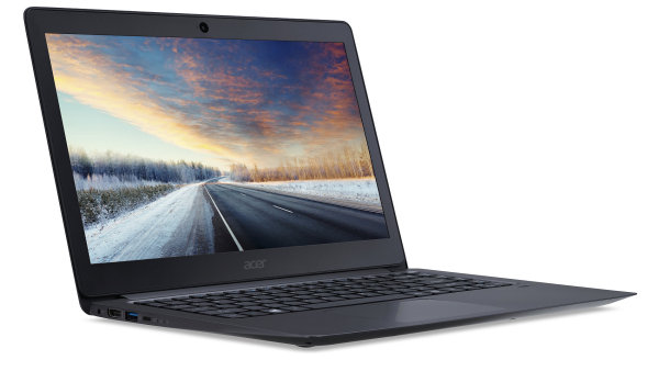 Acer Travelmate X349-M2 je stylový pracovní notebook s hliníkovým tělem