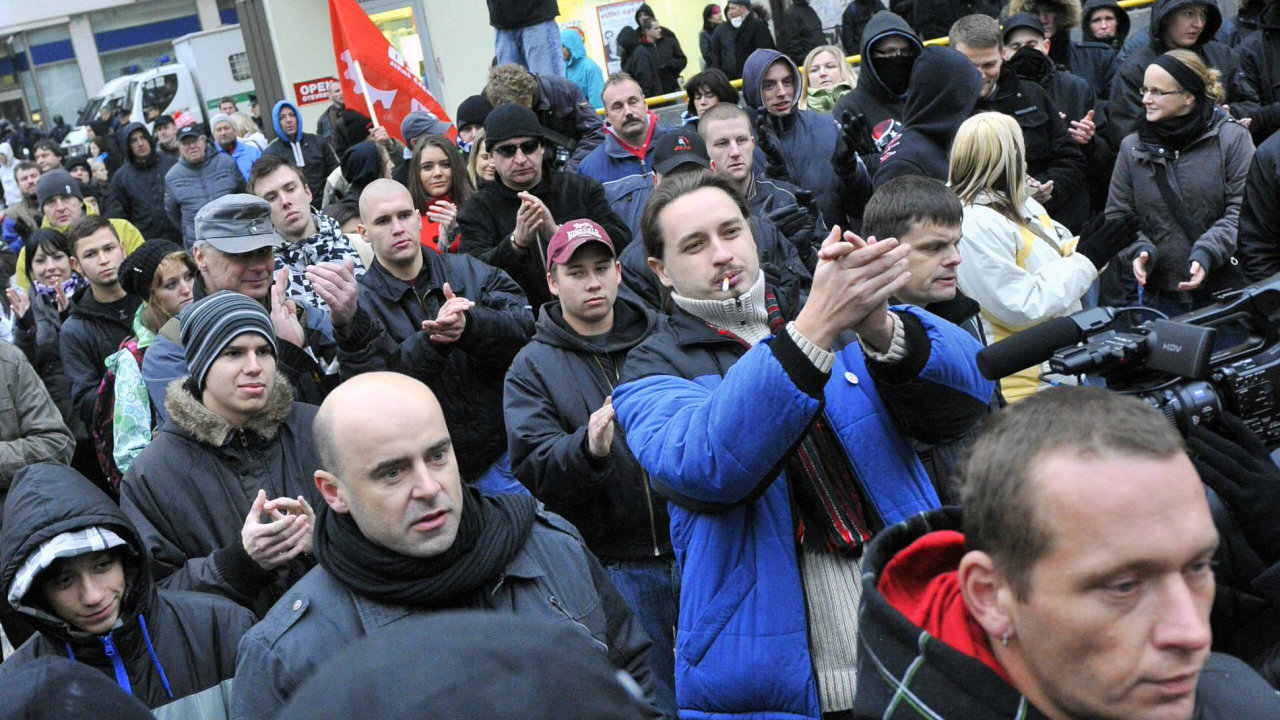 Demonstrace neonacist 17. listopadu 2011