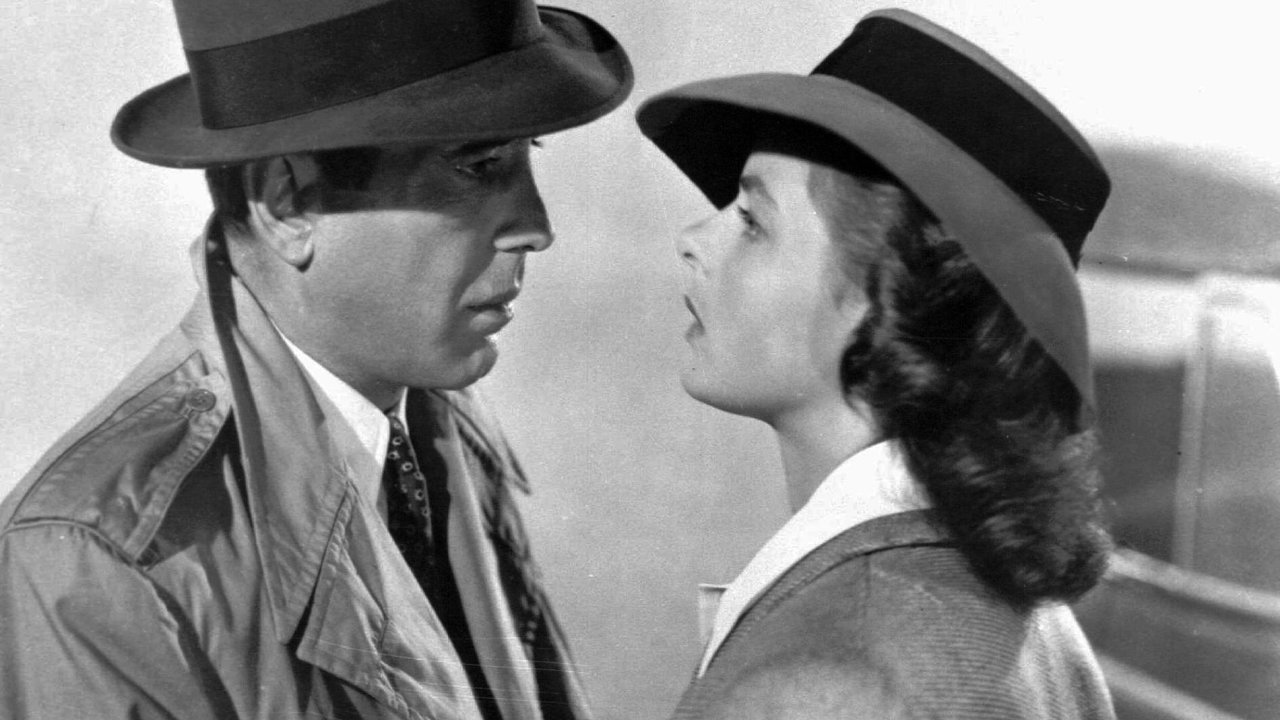 Humphrey Bogart a Ingrid Bergman v nejslavnjm zbru Casablanky.
