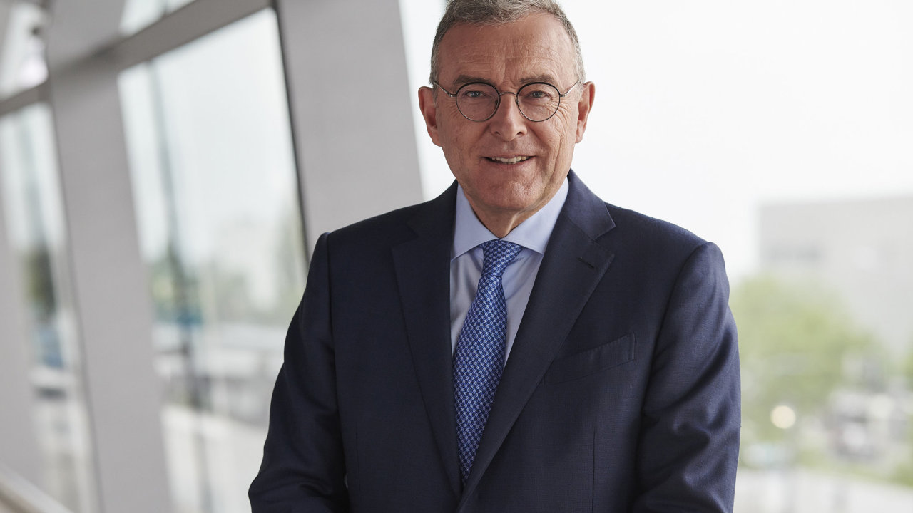 Norbert Reithofer odchz do dchodu po 38 letech v automobilce BMW