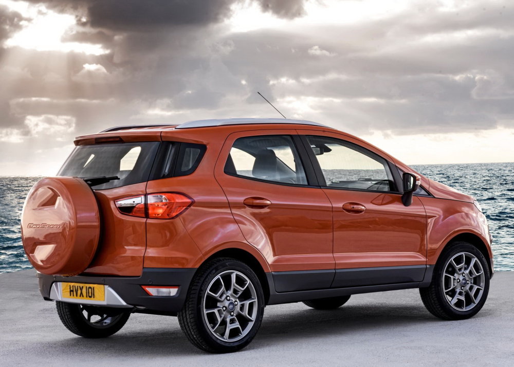 Ford Ecosport Do Evropy se tak dostane malé SUV Ecosport s pátými dveřmi otevírajícími se do strany.