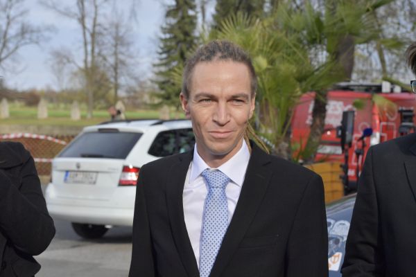 Ivan Barto&scaron; (�esk&aacute; pri&aacute;tsk&aacute; strana) dorazil do L&aacute;n.