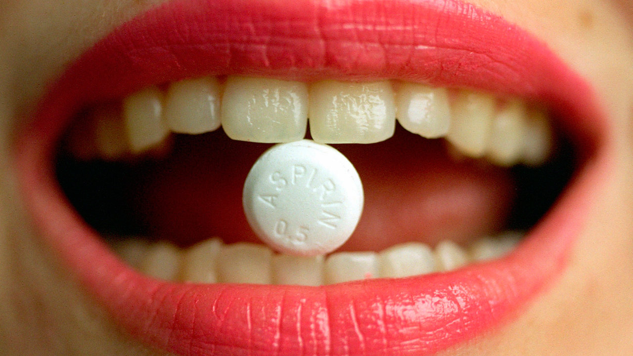 Podle vzkumu Univerzity vCardiffu Aspirin sniuje riziko mrt narakovinu a o20 procent.