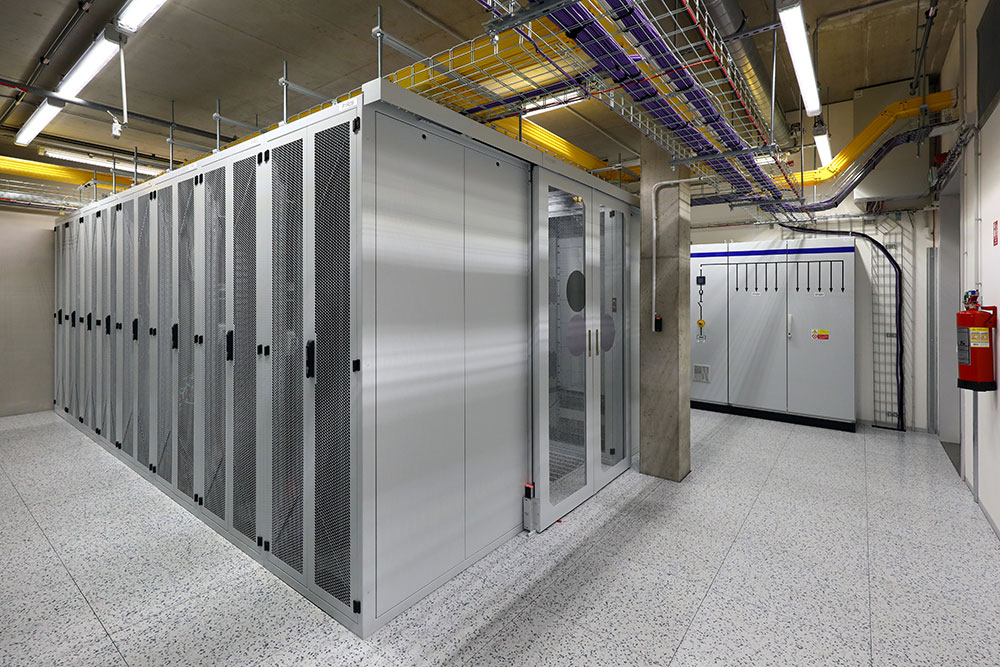 Datov� centrum SafeDX - datov� s�l