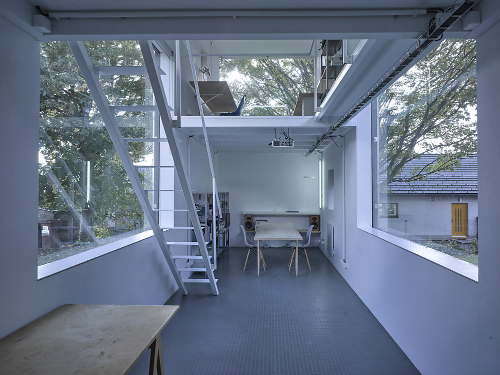 Zen-Houses Vnitřní atrium se pro obyvatele stává dalším pokojem.