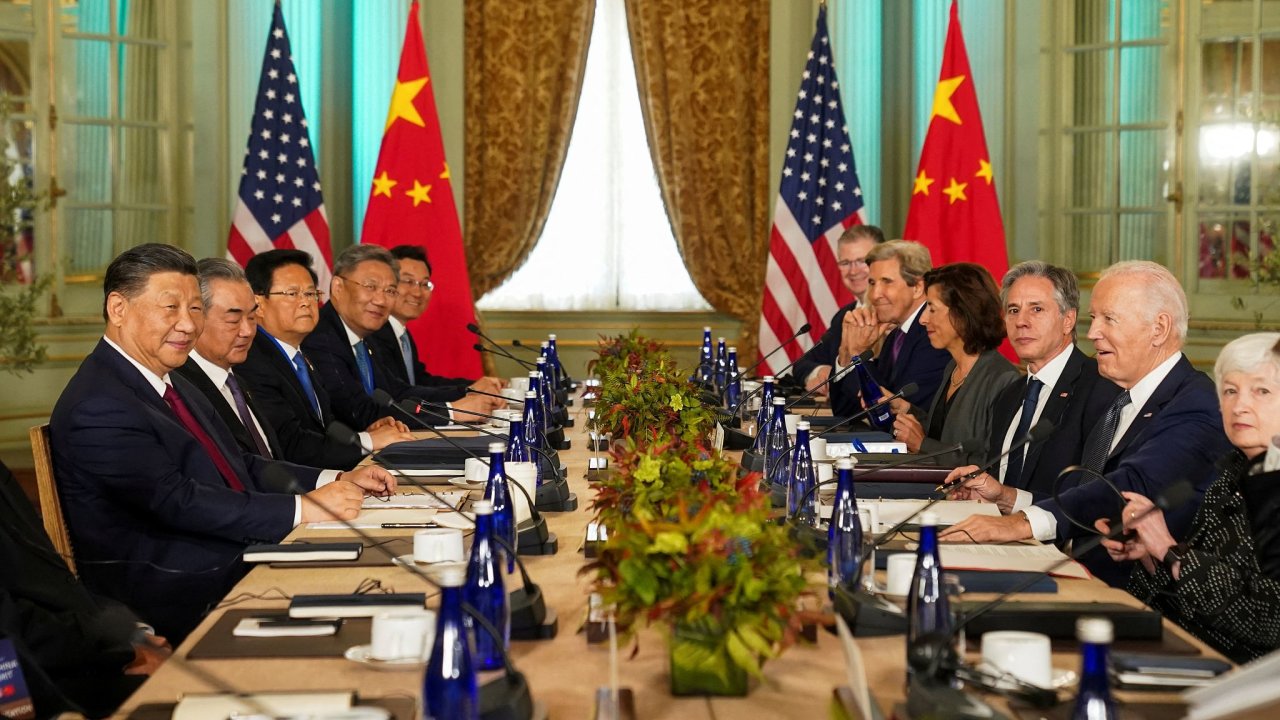 Èínská a americká delegace pøi jednání v San Francisku