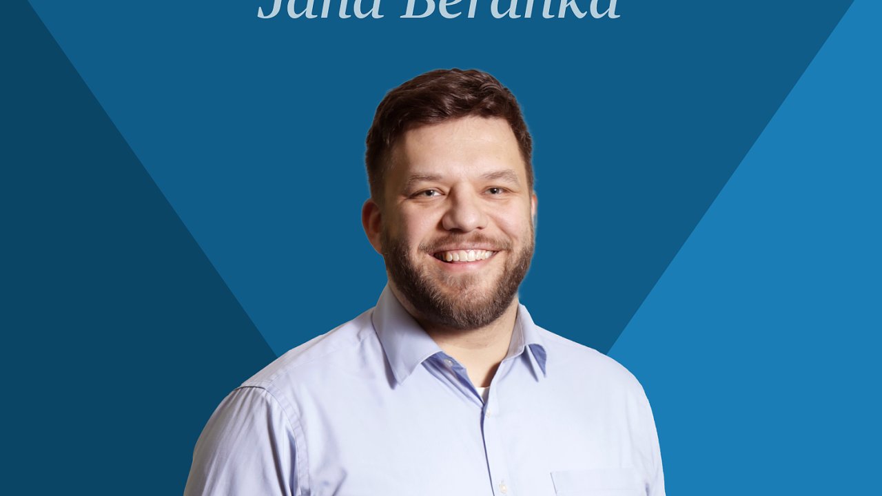 Ranní brífink Jan Beránek čtverec
