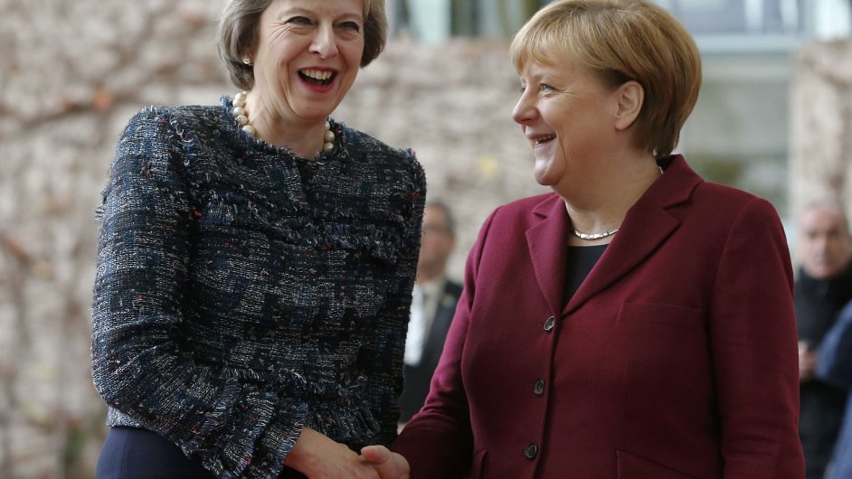 Merkelov a Mayov v Berln, listopad 2017