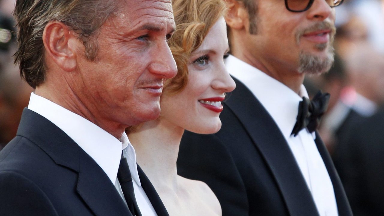 Sean Penn, Jessica Chastainov a Brad Pitt pijeli na festival do Cannes pedstavit film Strom ivota