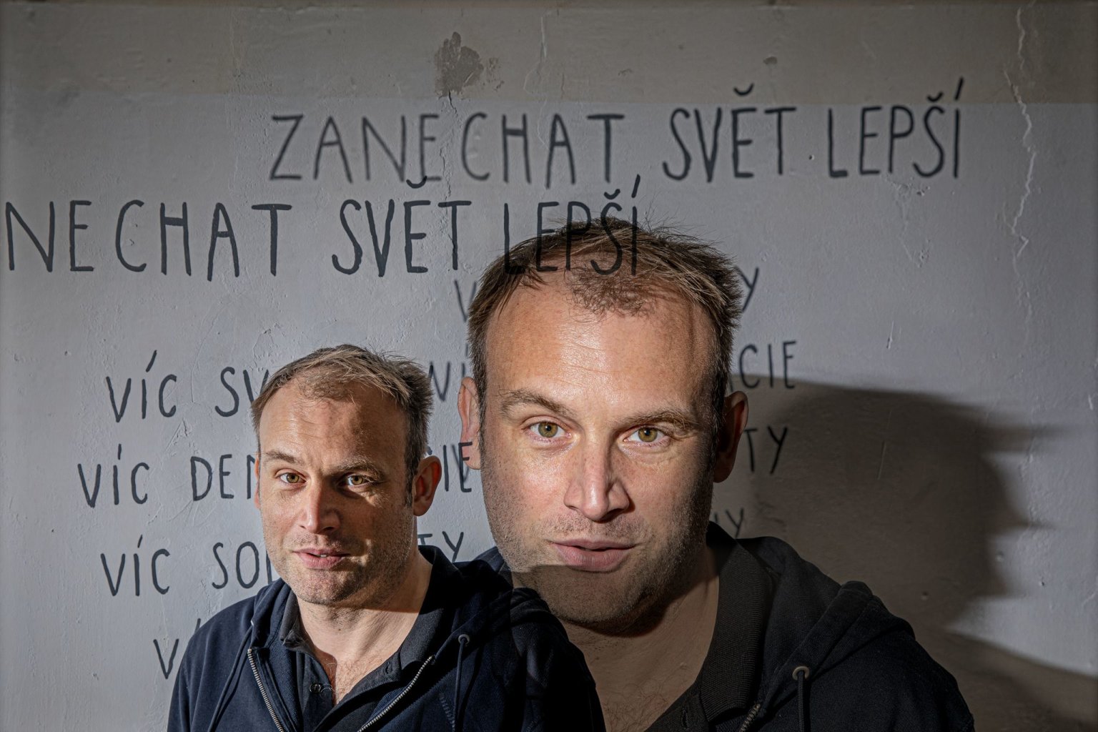 Portr�t investora a filantropa Jana Barty, focen�ho ve Skautsk�m institutu na Starom�stsk�m n�m�st� v Praze.