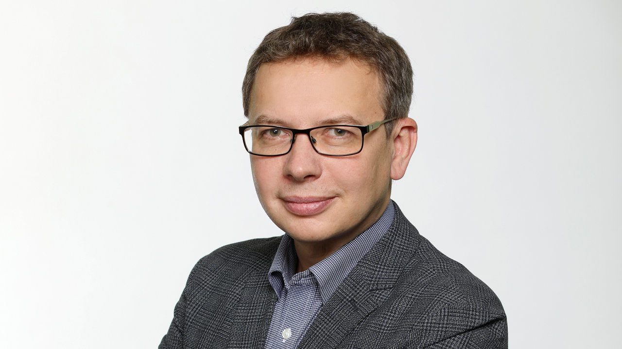 ��fredaktor Hospod��sk�ch novin Jaroslav Ma�ek.