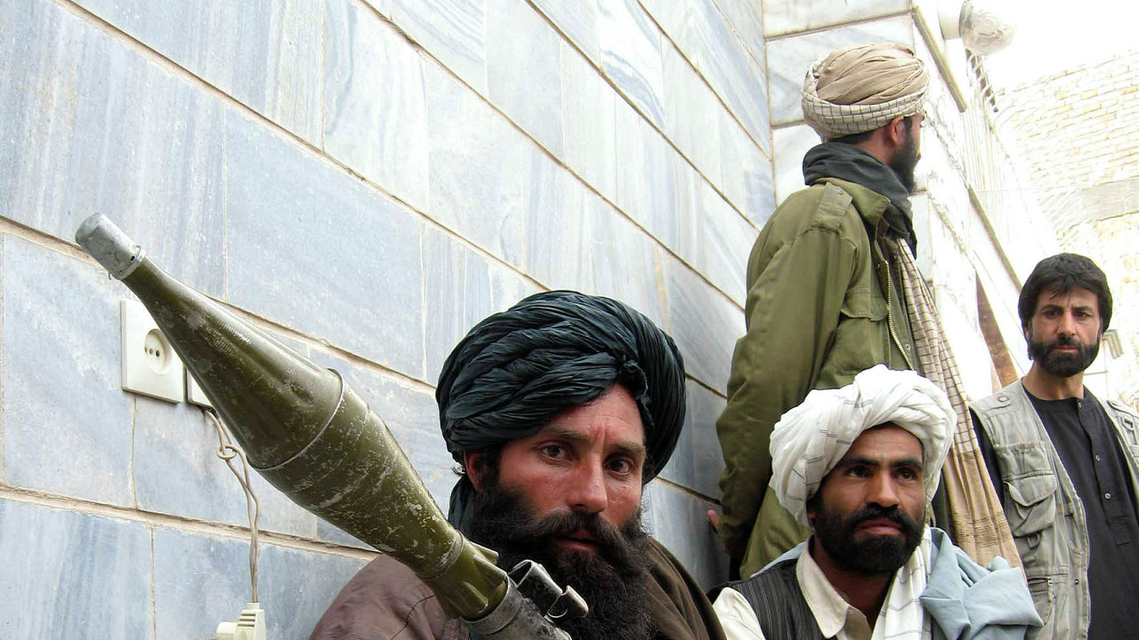 Nevzdali to. Bojovnci Tlibnu se povauj zaspasitele Afghnistnu, porka odUSA je nezlomila.