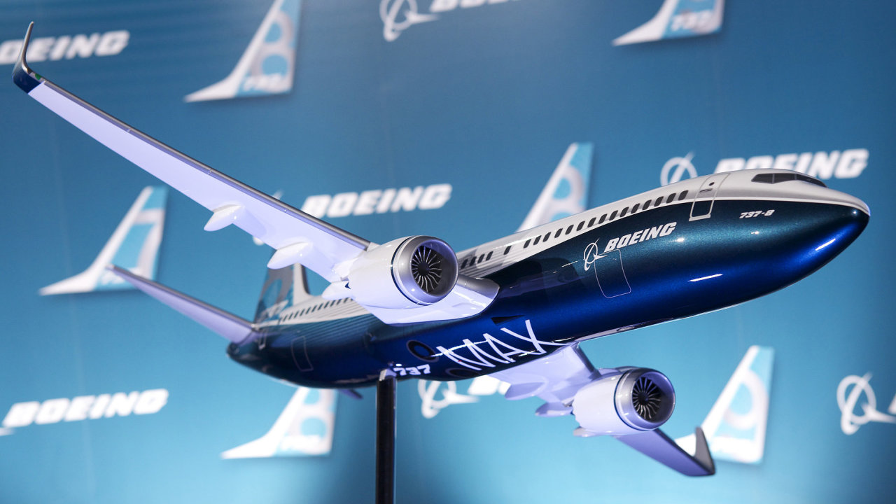 Americk vrobce letadel Boeing zskal rekordn objednvku od indonsk soukrom leteck spolenosti Lion Air.