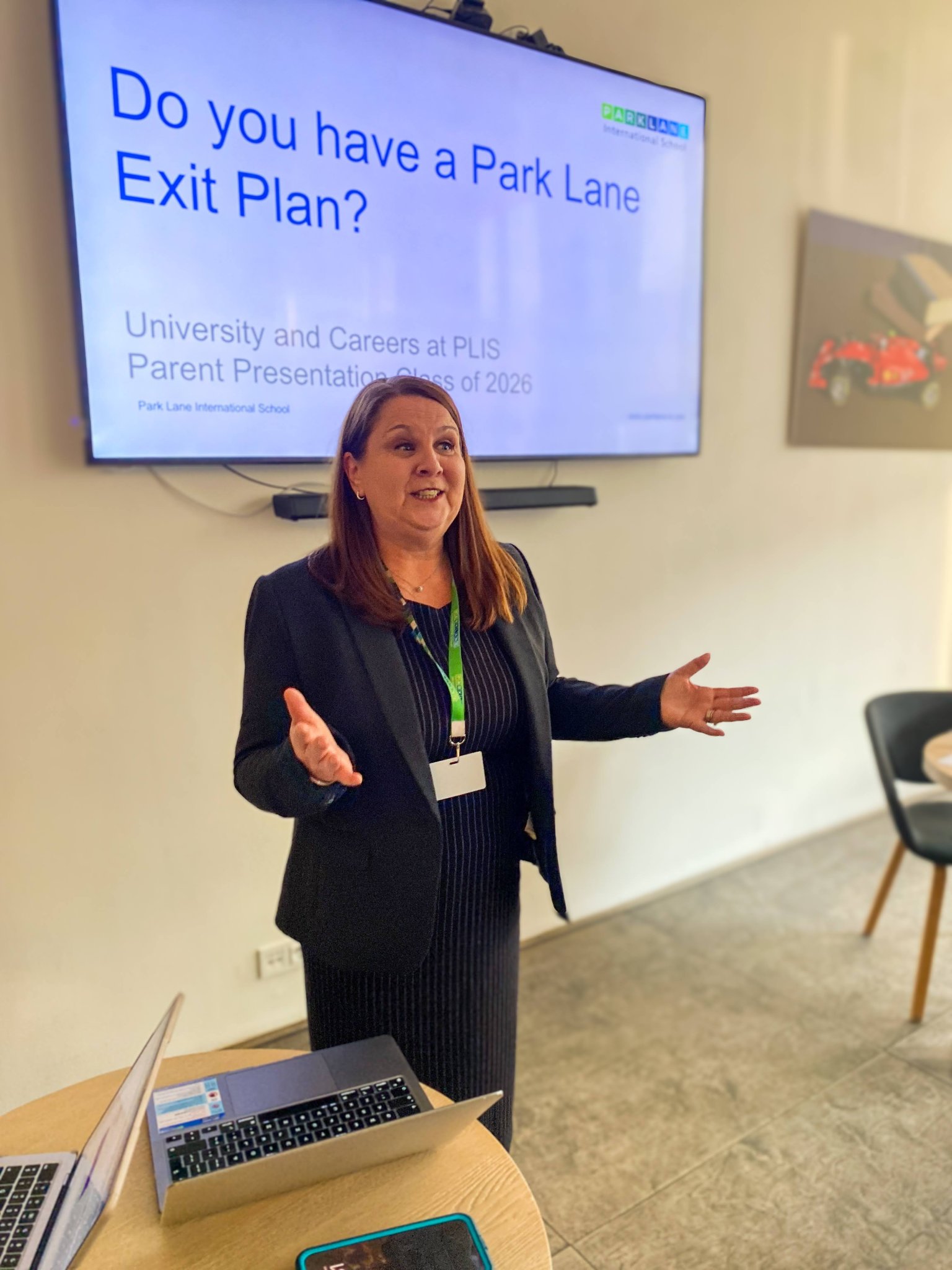 Škola pořádá univerzitní veletrhy, setkání se zástupci vysokých škol. Důležitou roli hrají také absolventi, kteří sdílejí své zkušenosti s uchazeči o univerzity. (Foto: Park Lane International School) Podpora studentů probíhá po celou dobu studia.