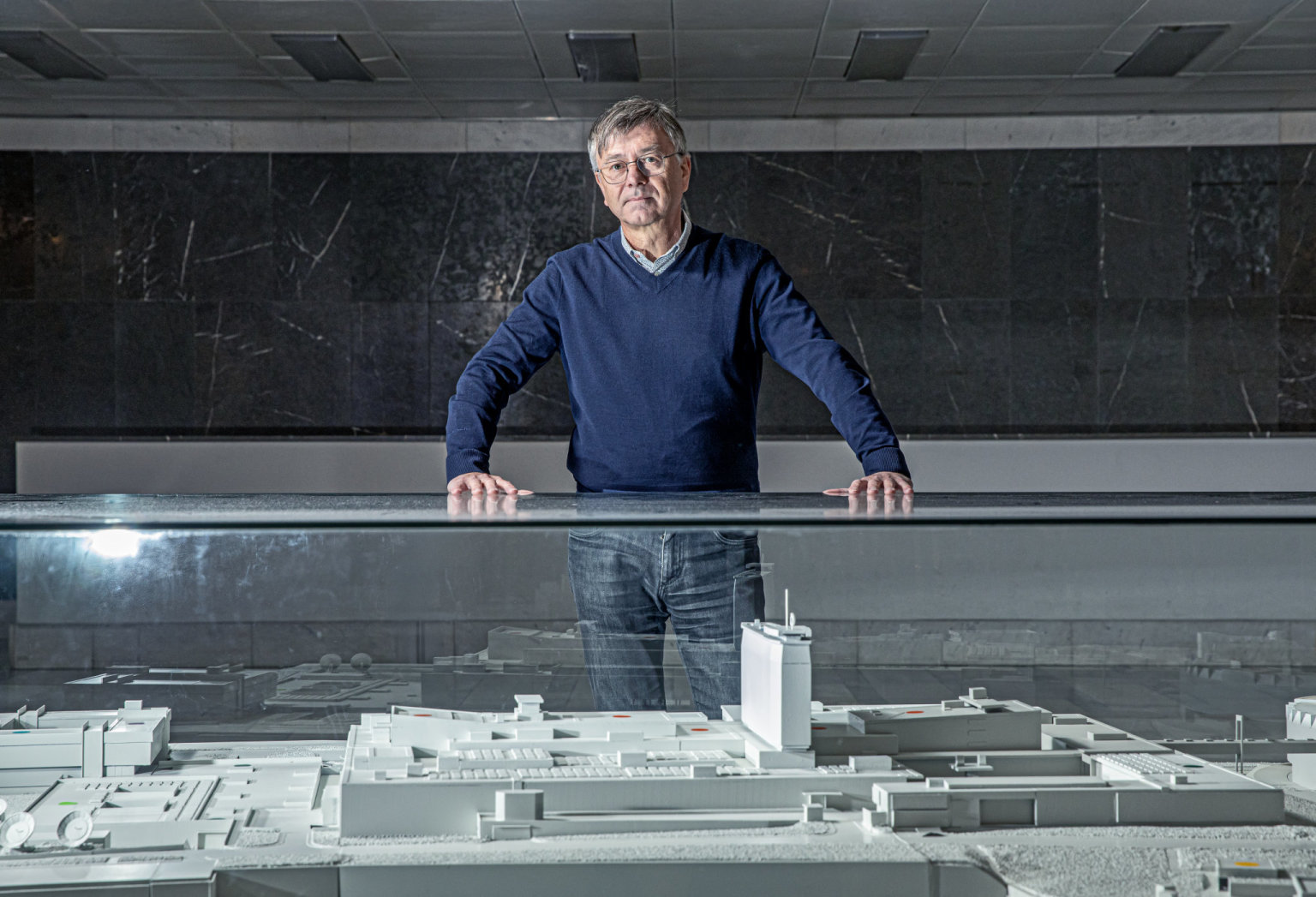 Hynek Chud�rek o koncesion��sk�ch poplatc�ch, zam��len�ch investic�ch i nejbohat��ch �e��ch.