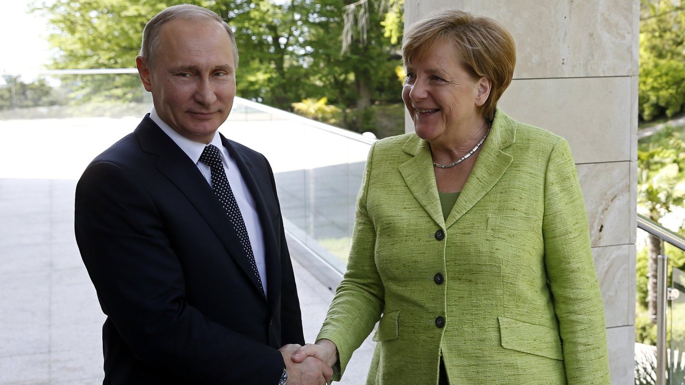 Putin a Merkelov