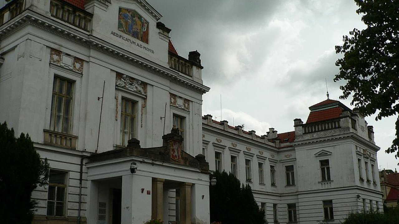 Administrativní budova Psychiatrické léèebny Bohnice.