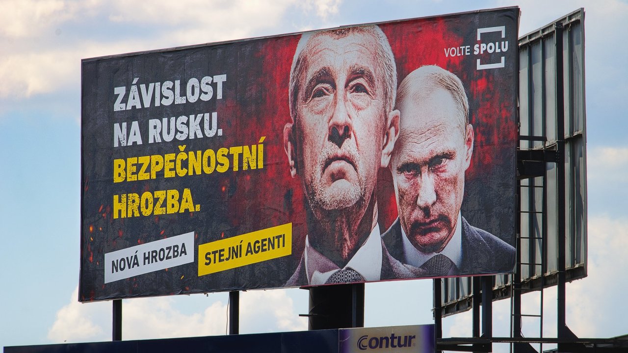 Závislost na Rusku. Bezpeènostní hrozba. Pøedvolební billboard koalice Spolu.