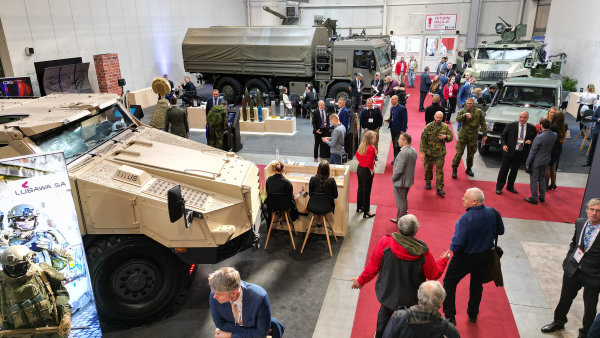 Sv� �e�en� na�veletrhu Future Forces Exhibition & Forum p�edstav� v�ce ne�...