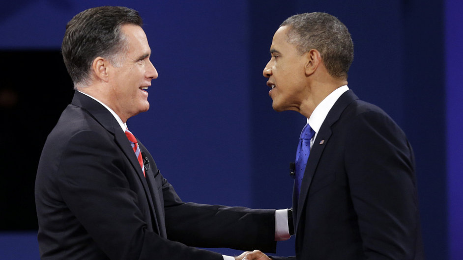 Mitt Romney a Barack Obama ped posledn prezidentskou debatou