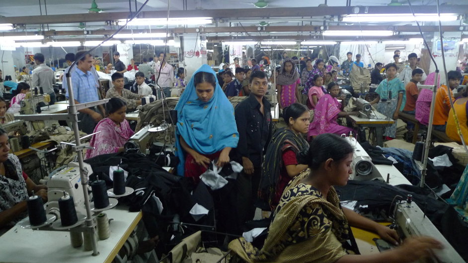 ivot v asijskch textilkch.