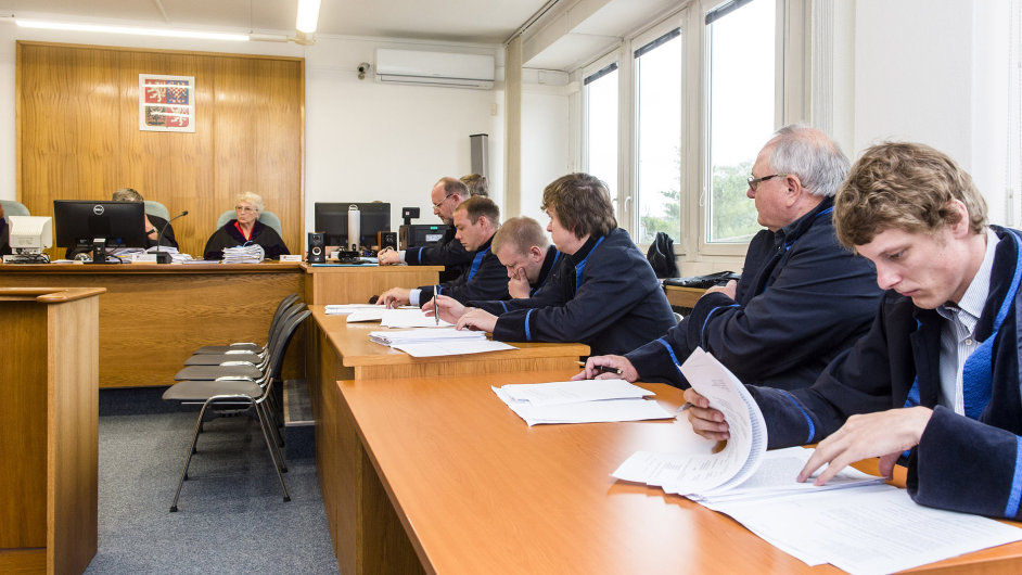 Obžalovaný Pilský promluvil u soudu o zmanipulovaných vládních zakázkách - Ilustrační foto.