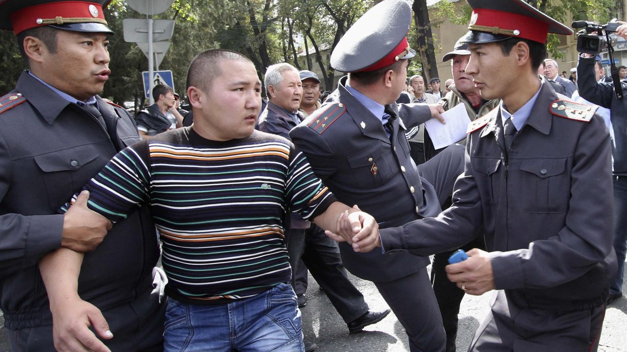 Policie v Bikeku zatk protivldnho demonstranta
