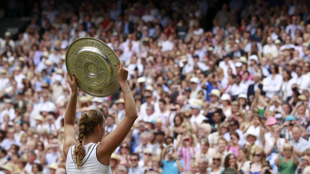 tenistka Petra Kvitov slav triumf ve Wimbledonu