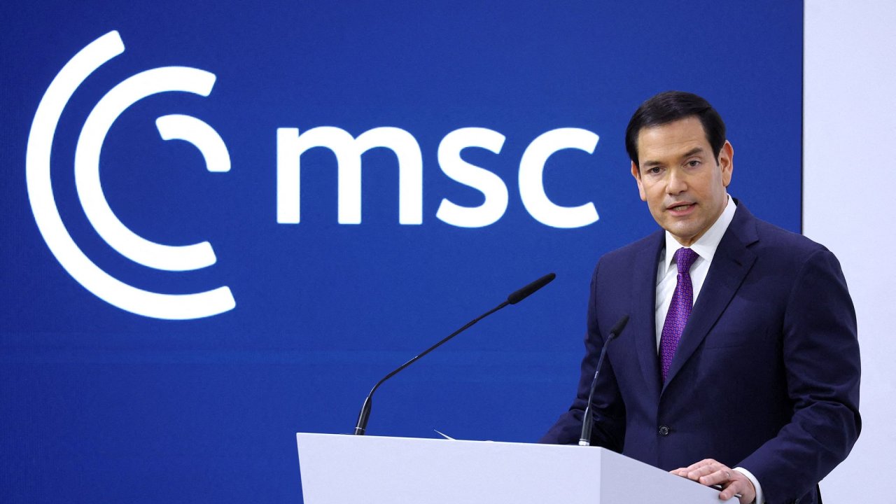 Amerika a Evropa jsou jedna k�es�ansk� civilizace, uklid�oval ministr Marco Rubio Evropany v Mnichov�. A vyrazil za MAGA spojenci do Ma�arska.
