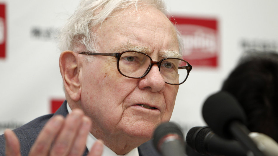 Jeden z nejbohatch lid na svt - investor Warren Buffett.