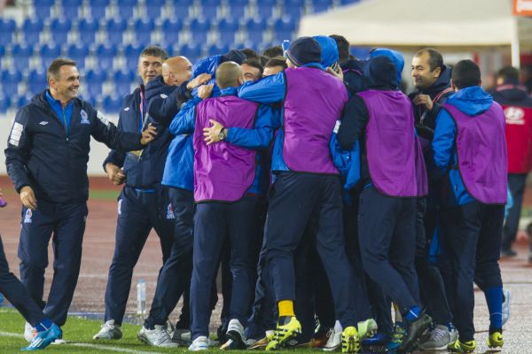 Ázerbájdžánské noviny slaví urputnou defenzivu svého týmu v Ostravě Ázerbájdžánské noviny slaví urputnou defenzivu svého týmu v Ostravě