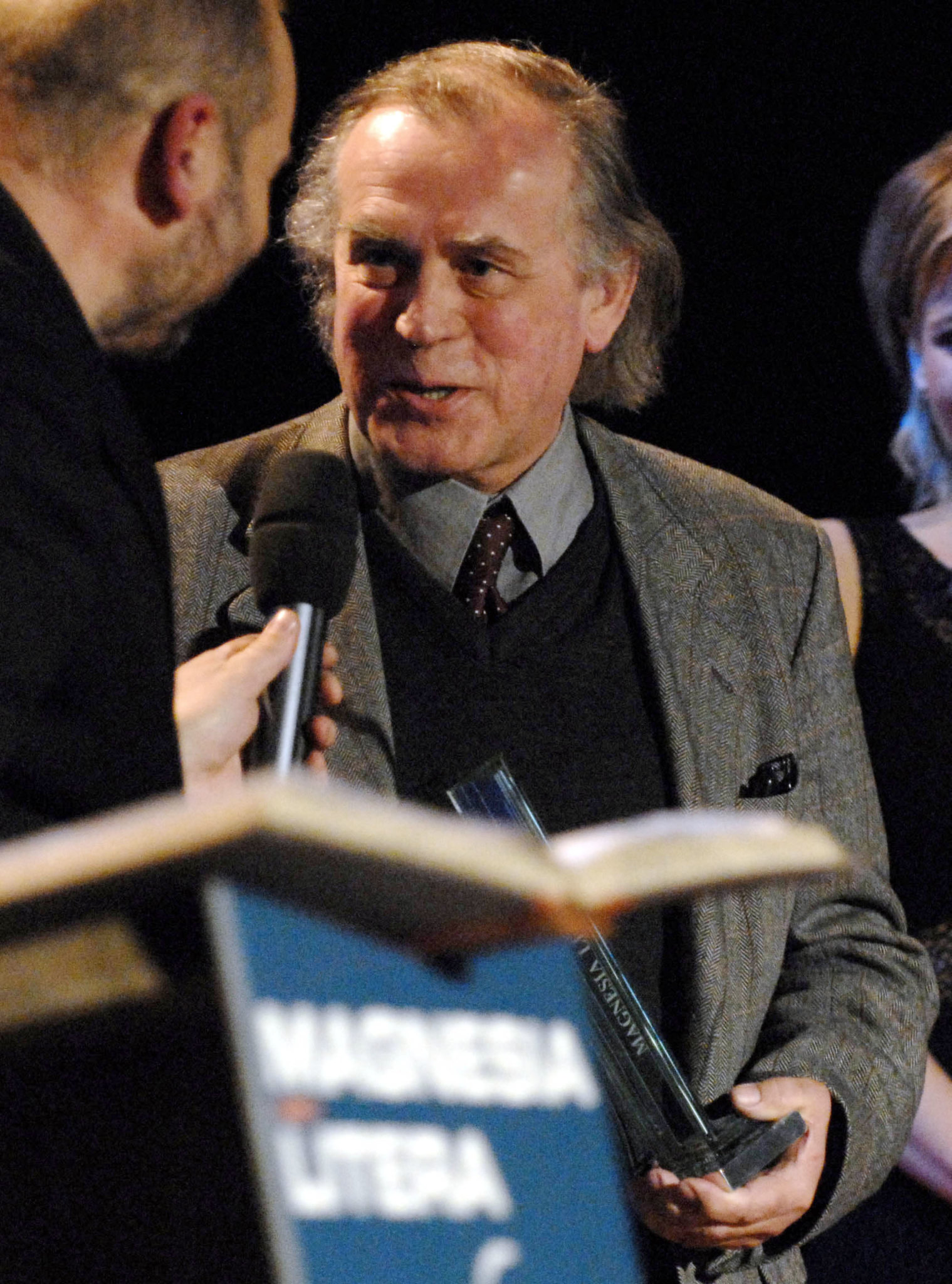 Ve věku 79 let zemřel 21. února 2020 básník, esejista, editor a grafik Stanislav Dvorský. (Foto: ČTK) Ve věku 79 let zemřel 21. února 2020 básník, esejista, editor a grafik Stanislav Dvorský.