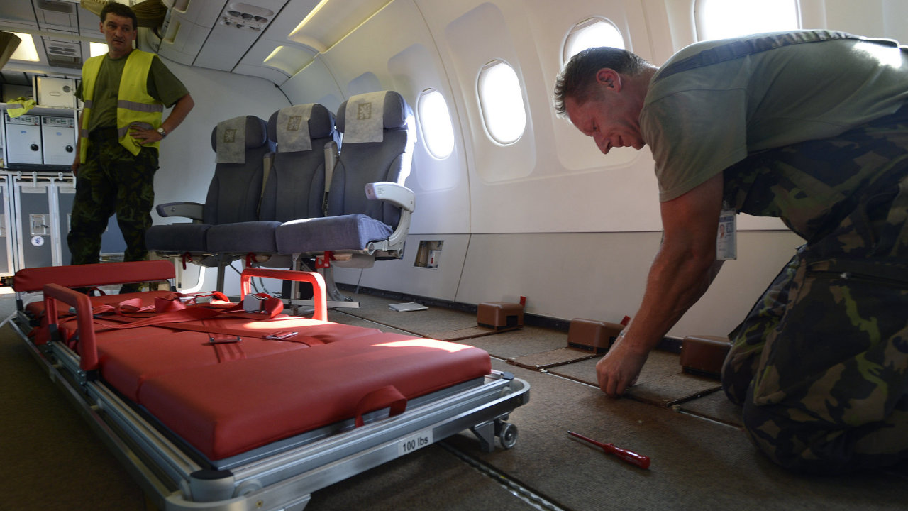 Personl kbelsk leteck zkladny zaal 29. ervna odpoledne s pravou armdnho Airbusu A-319 do verze, kter je schopna pevet tce zrann pacienty.