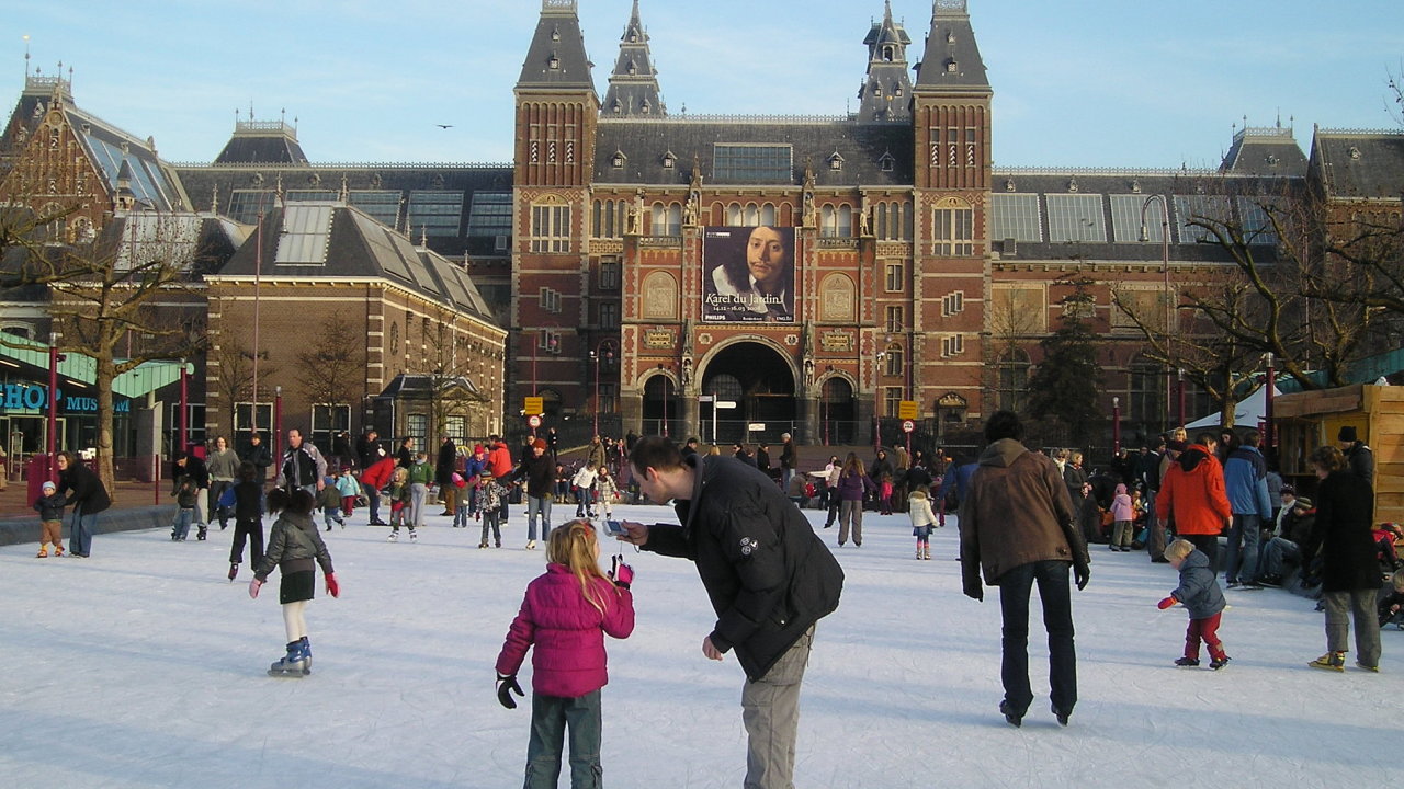 Amsterodam, kluzit u Rijksmusea