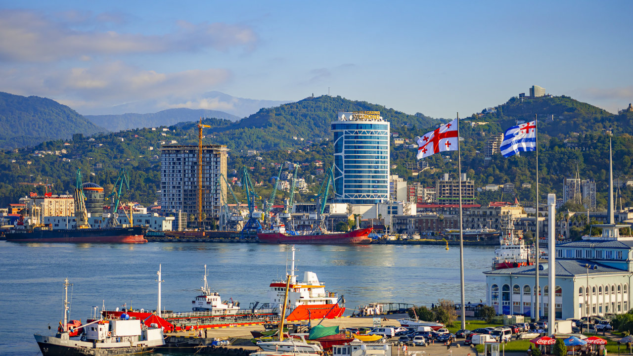 Pulzujc Batumi.