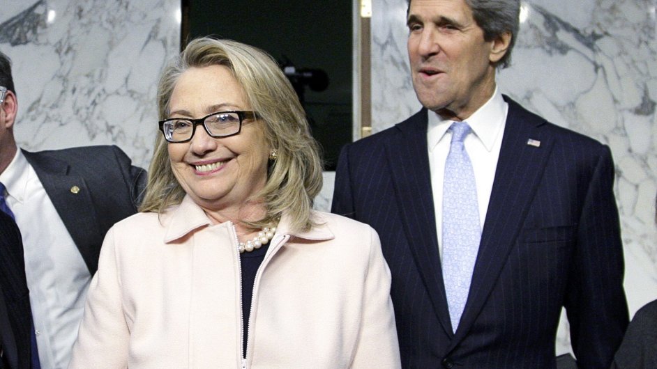 Hillary Clintonov a John Kerry