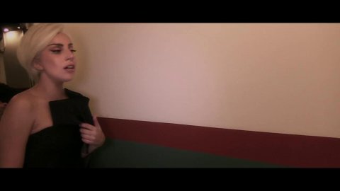 Tony_Bennett_Lady_Gaga_-_Anything_Goes_Studio_Video_720p_.mp4.jpg