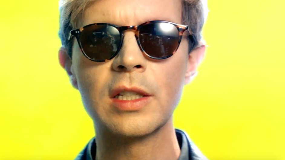 Americk zpvk a hudebnk Beck vydal videoklip ke sv popov psni Wow.