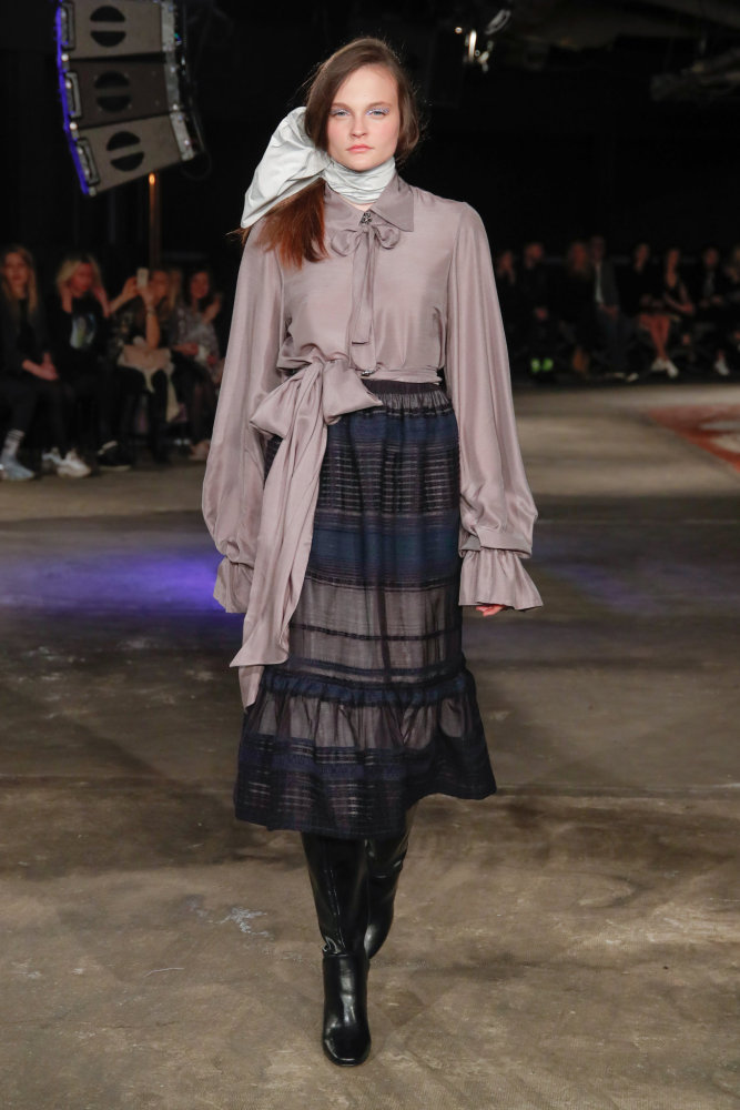 Z přehlídky Mira Saba na Mercedes-Benz Prague Fashion Weeku