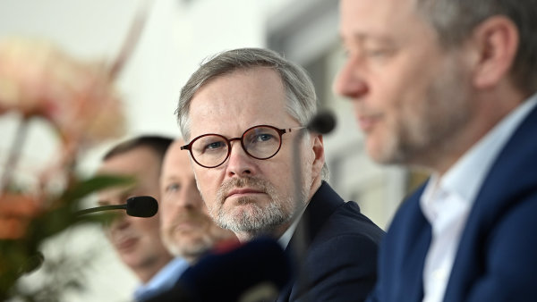 Rusko nedosáhlo žádného ze svých cílů. Nesmíme polevit, píše Fiala a další premiéři ve Financial Times